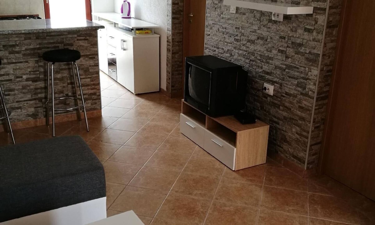 Vir Apartment | Cozy ground floor apartment Ema with terrace