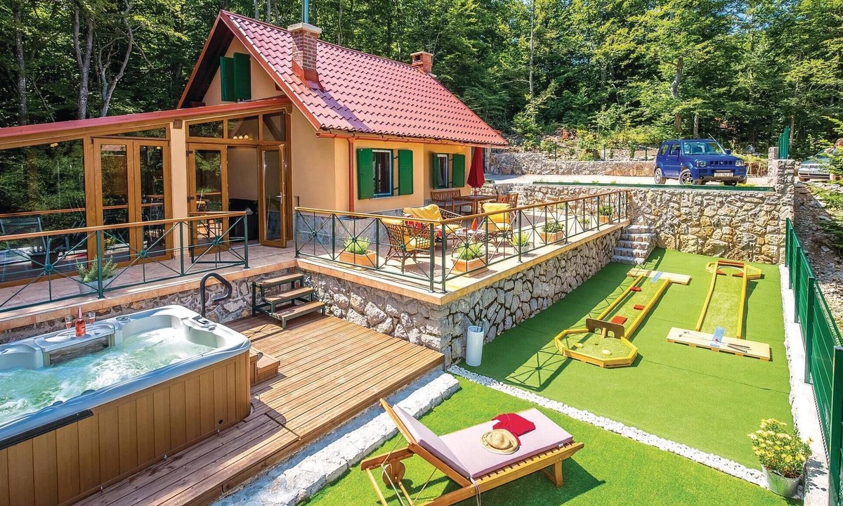 Bribir House | Cozy home in Bribir with WiFi