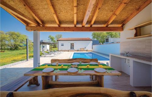 Kastel House | Cozy Home In Buje