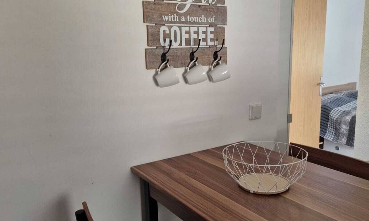 Smokvica Apartment | Cozy vacation apartment in Smokvica, island of Pag, Dalmatia, Croatia - close to the beach