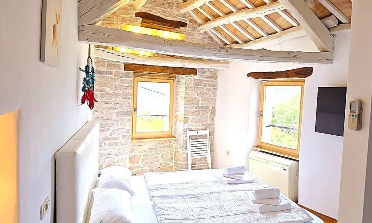 Gradinje Villa | CROGO Casa Gradinje-Holiday Home-Istria-Motovun