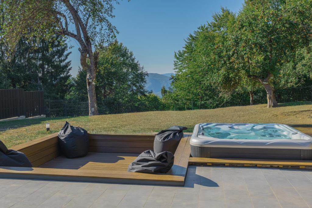 Skrad Villa | Deer Haven Villa