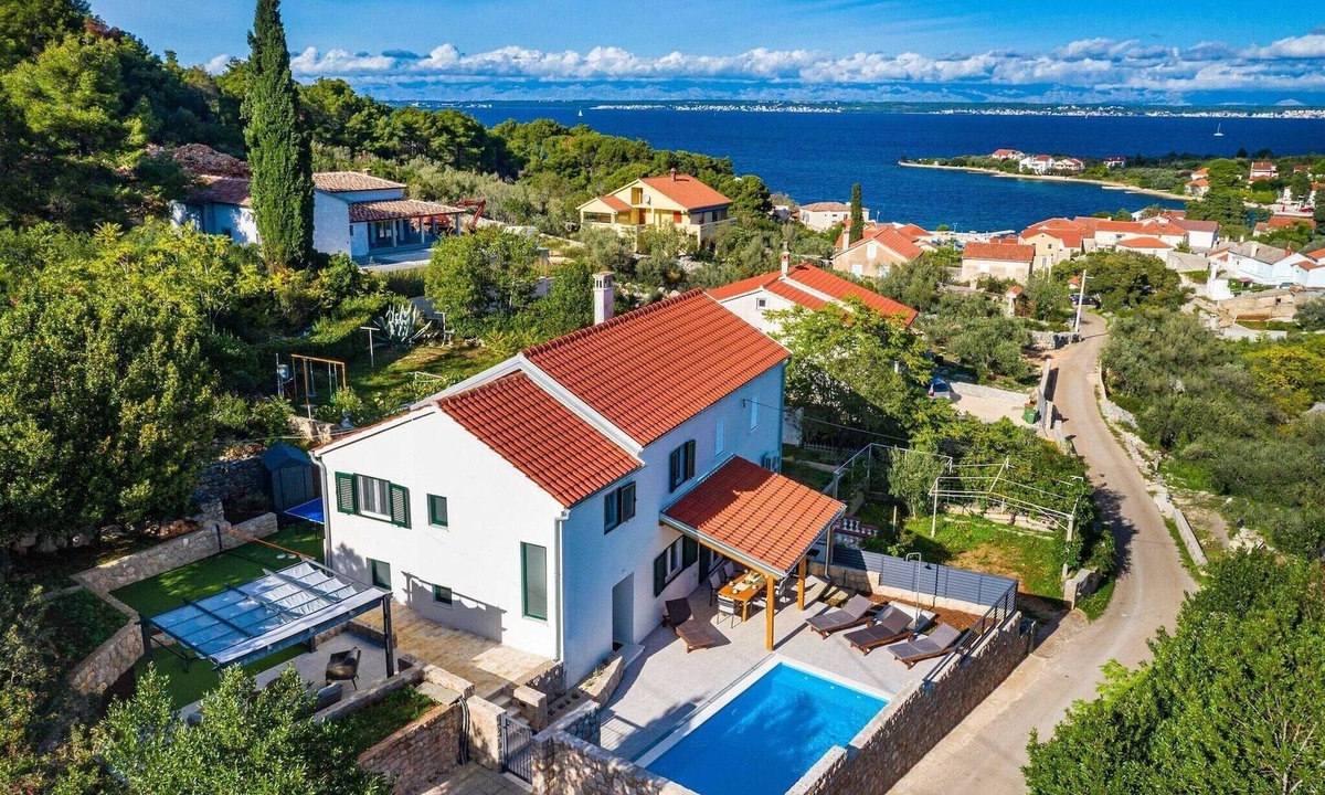 Lukoran House | Elegant Coastal Retreat in Lukoran