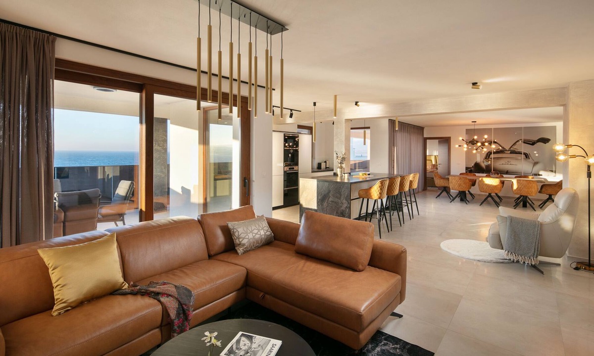 Vir Apartment | Exquisite 5-Star Luxury: Stunning 4-Bedroom Apartment with Panoramic Seaviews