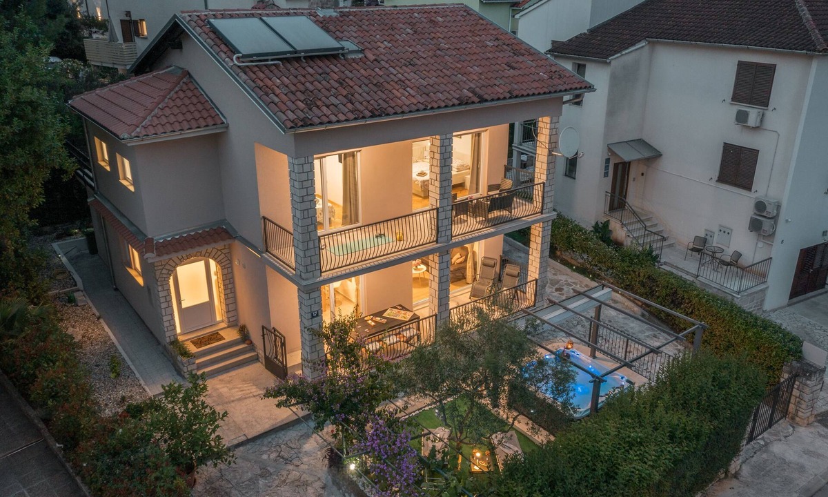 Borik House | Family-friendly house with hot tub Rovinj (K-25514)