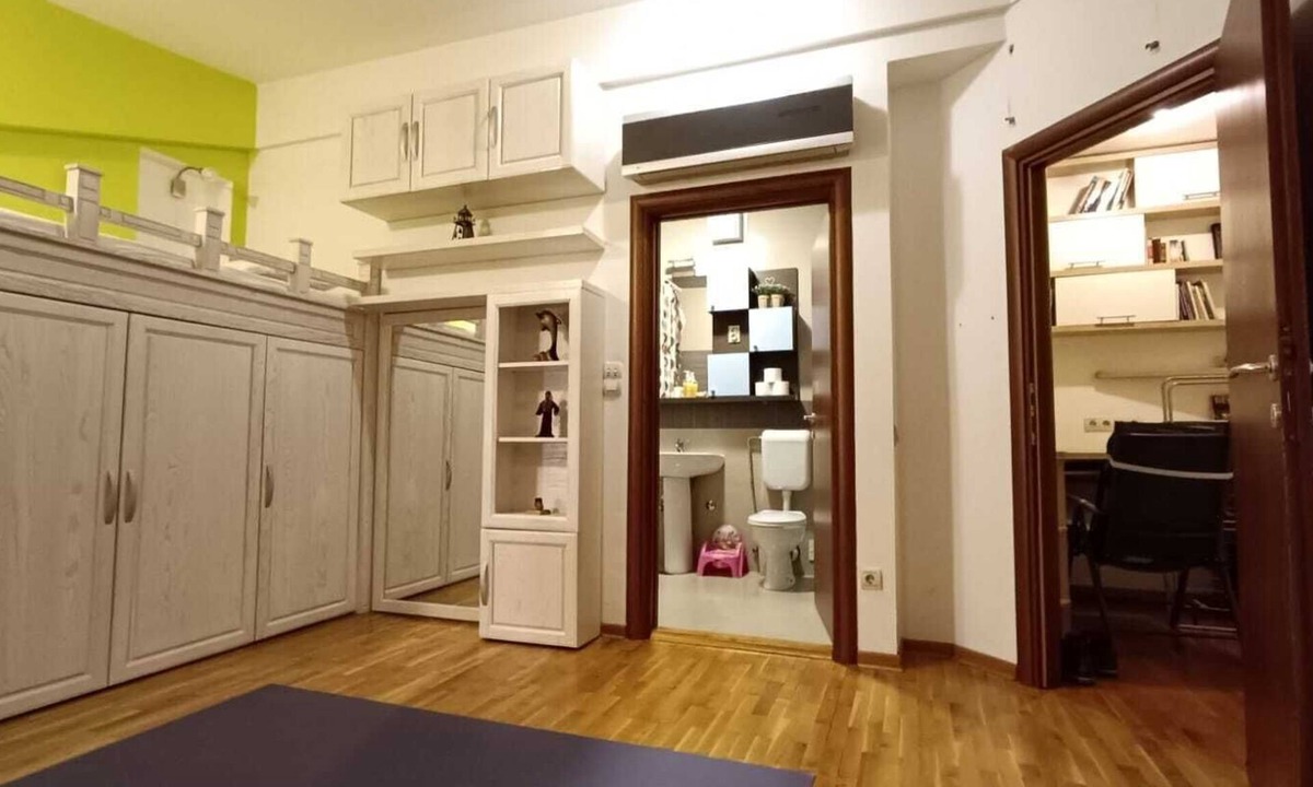Vozdovac Apartment | Family style, cozy 3 bedroom apartment