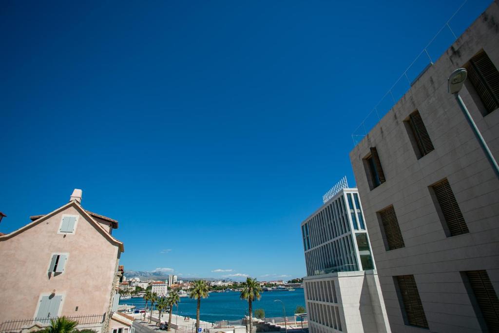 Split Apartment | Garden Apartment Hotel