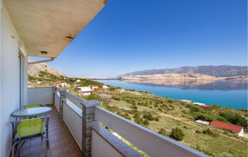 Bosana Apartment | Gorgeous Apartment In Bosana With House Sea View