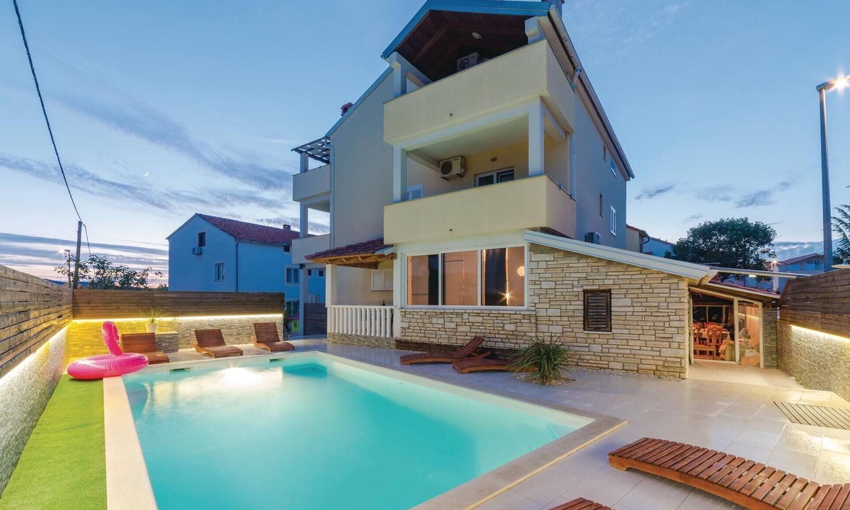 Biograd na Moru Apartment | Gorgeous apartment in Biograd with house sea view