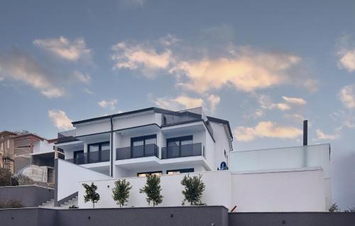 Lovran House | Gorgeous Home In Lovran With Sauna