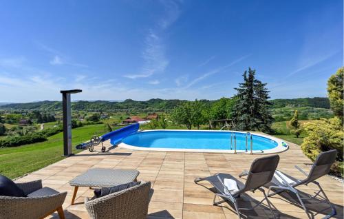 Mace House | Gorgeous Home In Mace With Sauna