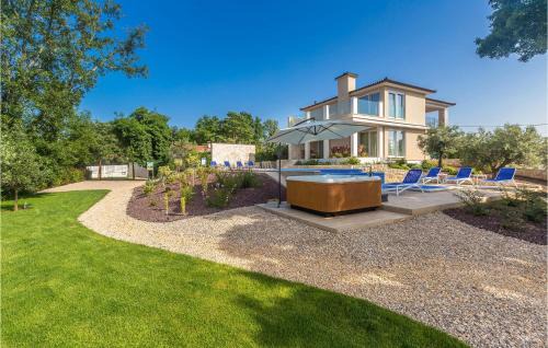 Milovcici House | Gorgeous Home In Malinska With Sauna
