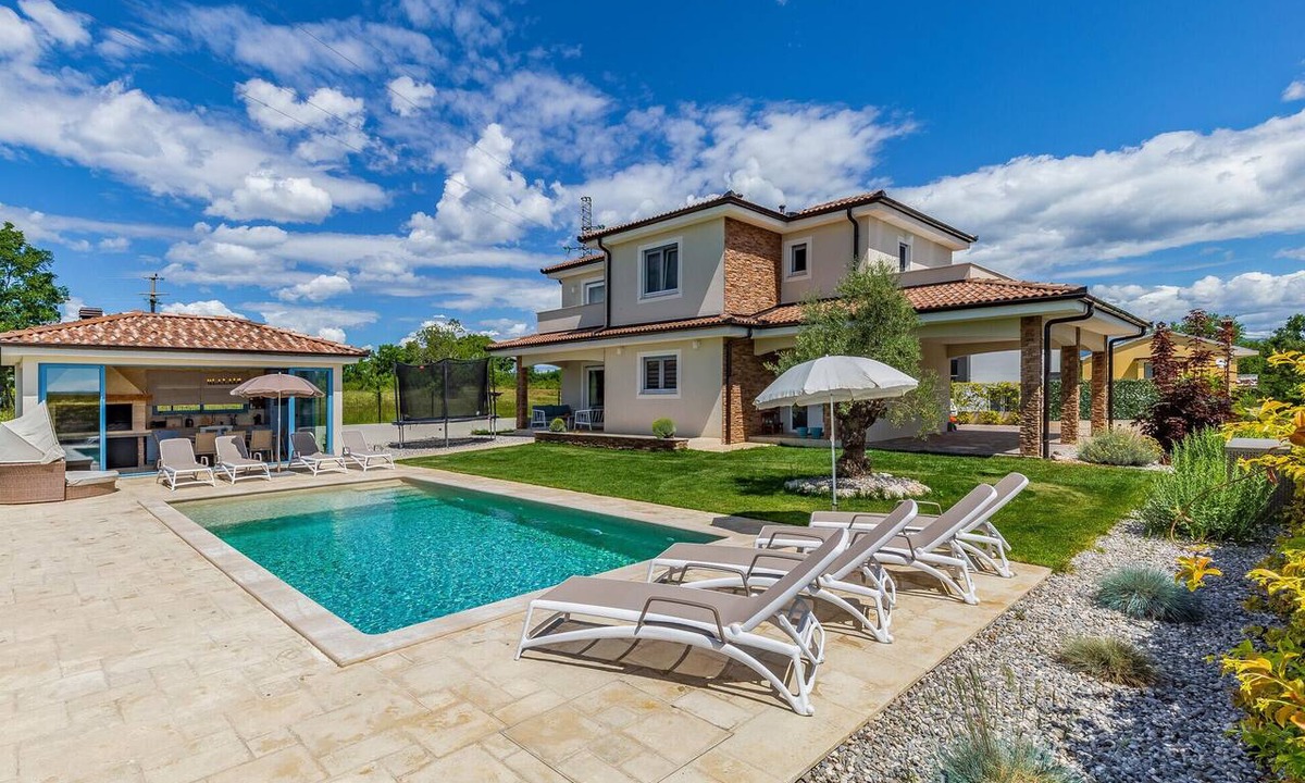 Sveta Nedelja House | Gorgeous home in Nedescina
