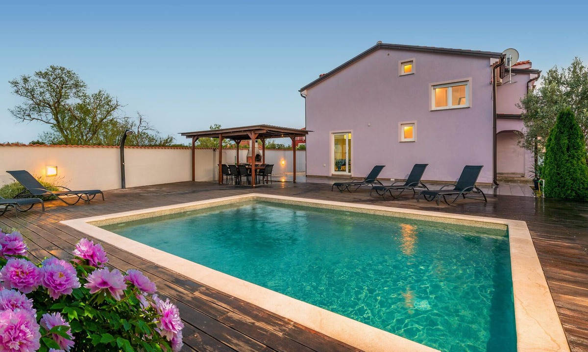 Valdebek House | Gorgeous home in Pula