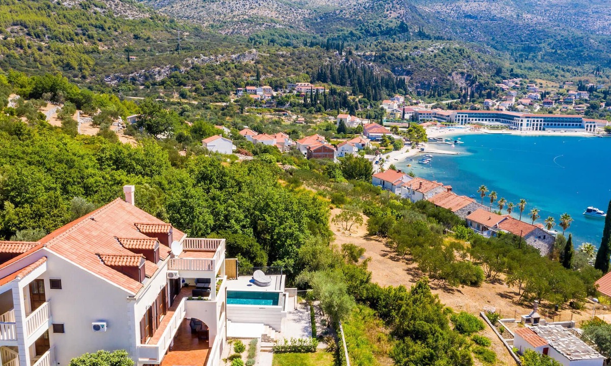 Slano House | Gorgeous home in Slano