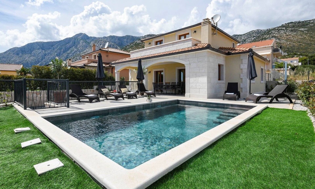 Stankovici Villa | Great Holiday Villa Perla with pool and magnificent sea-view!