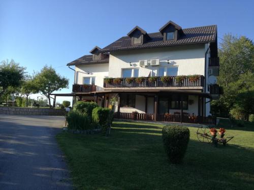Rakovica House | Guesthouse Šebalj