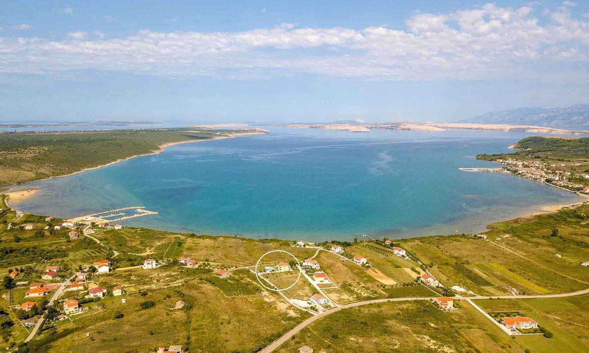 Ljubac Apartment | Holiday apartment suitable for children, 350 m from the sandy beach