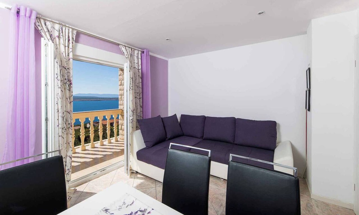 Dramalj Apartment | Holiday apartment with sea view and air conditioning