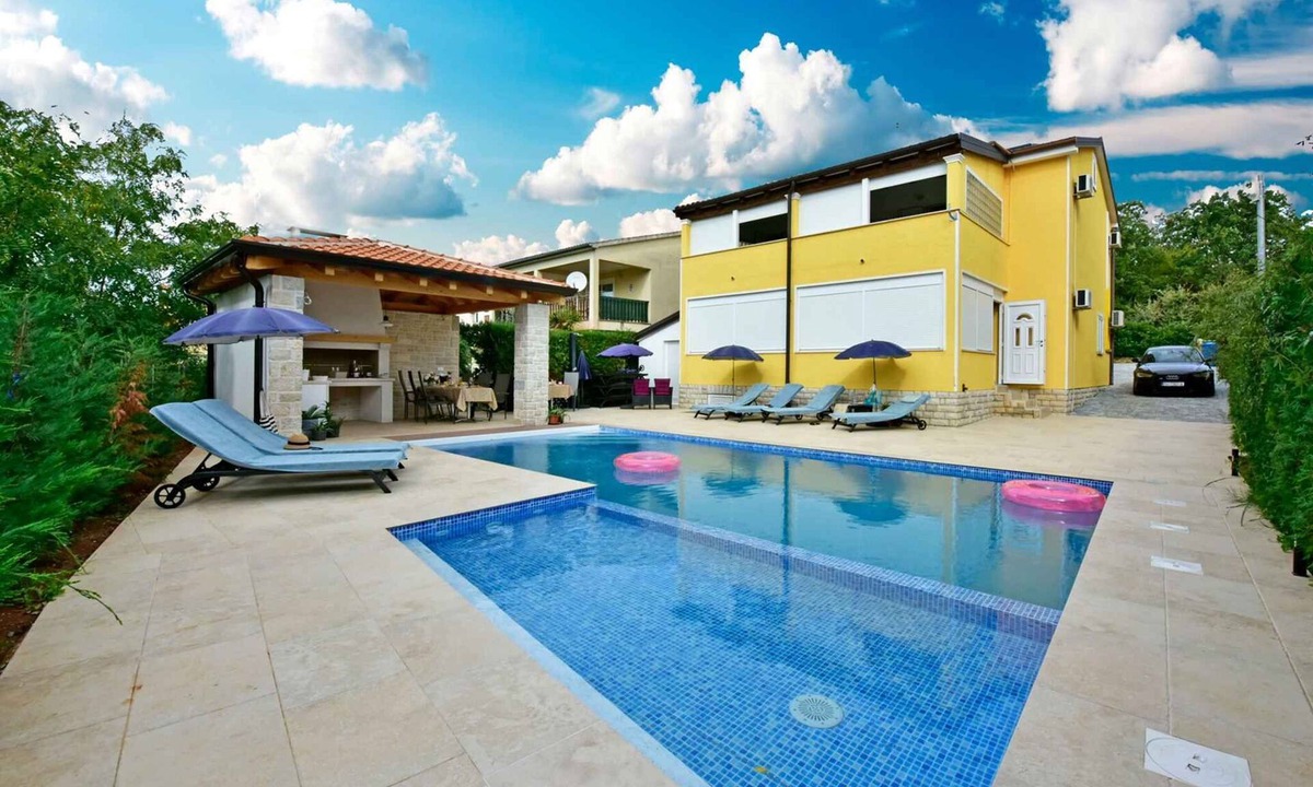 City Center Apartment | Holiday apartment with terrace