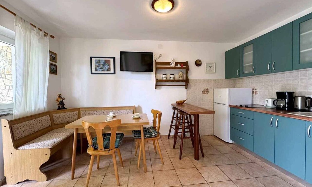 Silo Apartment | Holiday flat with terrace and air conditioning