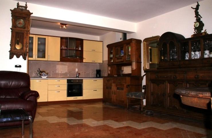 Pisak House | Holiday Home 5023 for 12 Pers in Pisak