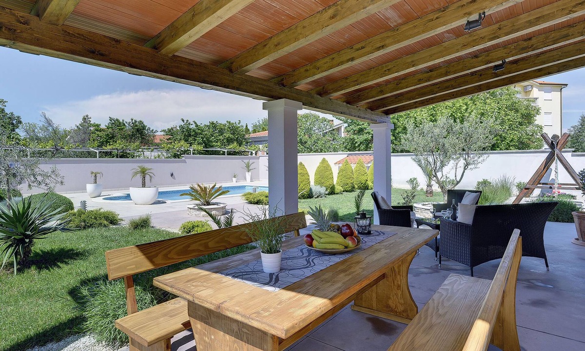 Medulin House | Holiday Home in Medulin with Private Pool