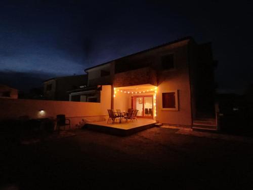 Segotici Apartment | Holiday home Lorie