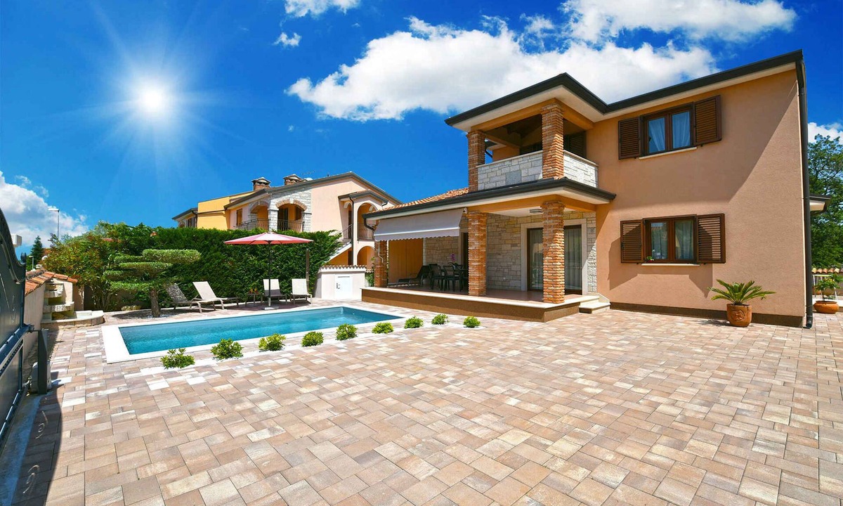 Gulici House | Holiday home mit Pool und Klimaanlage