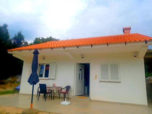 Suha Punta House | Holiday Home Waldhaus in der Nähe des Strandes by Interhome