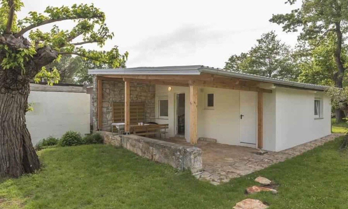 Karigador House | Holiday home with air conditioning