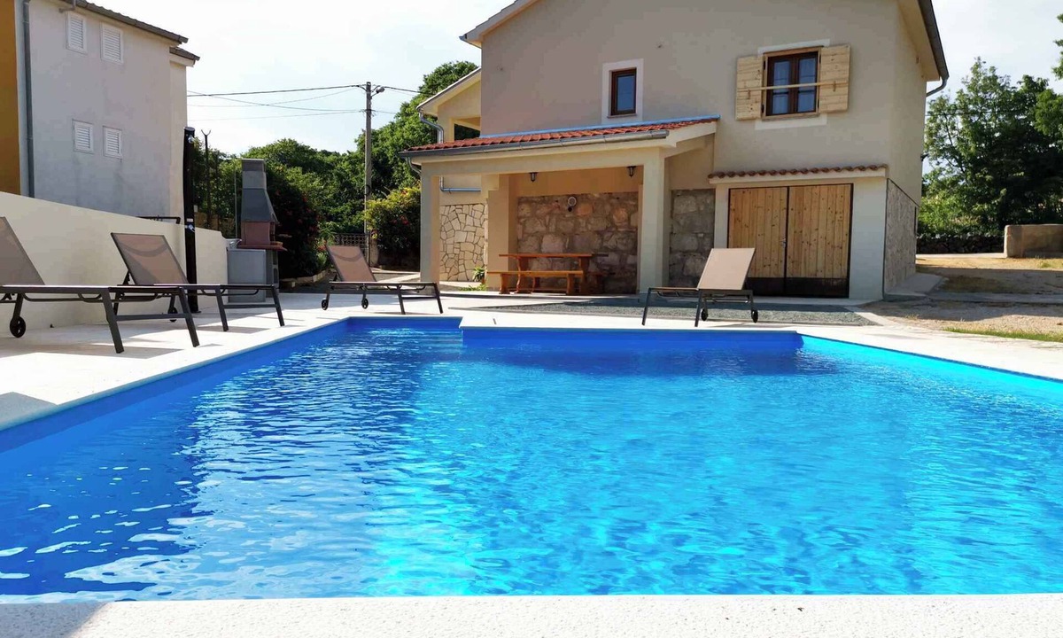 Garica House | Holiday home with terrace for 2 people