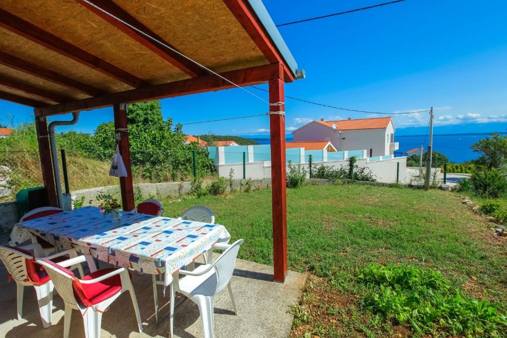 Savar House | Holiday HomeToni