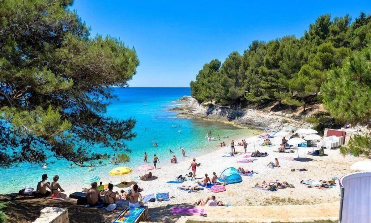 Skatari House | Holiday house Pula for 2 - 8 persons with 4 bedrooms - Holiday house
