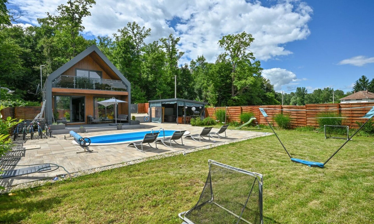 Ferdinandovac Villa | Holiday House Ved by Villas Guide