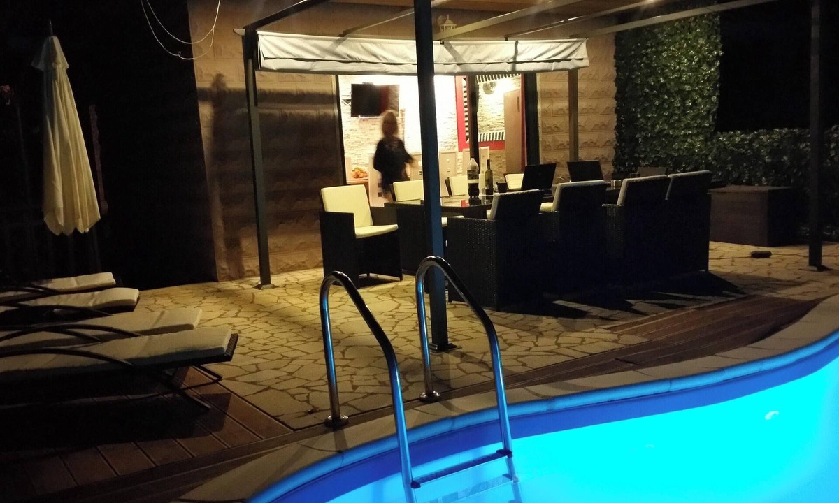 Vantacici Villa | Homerez - Villa, Vantačići, pool