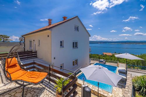 Dramalj Villa | Hot Tub, Pool & Stunning View #Guest House Stella#