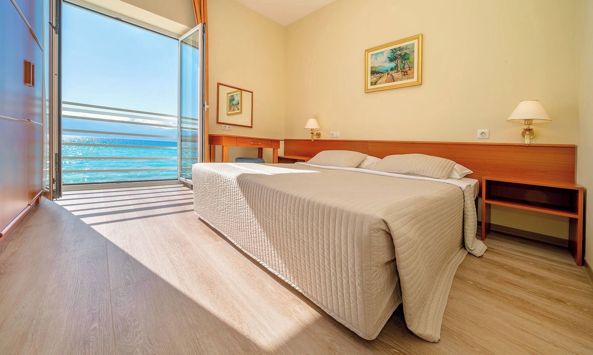 Baska Hotel | Hotel Dobrovit