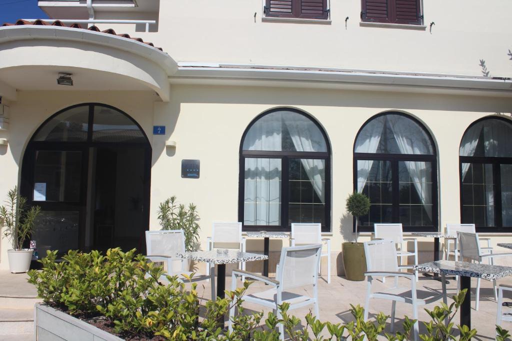 Basanija Hotel | Hotel La Settima Luna