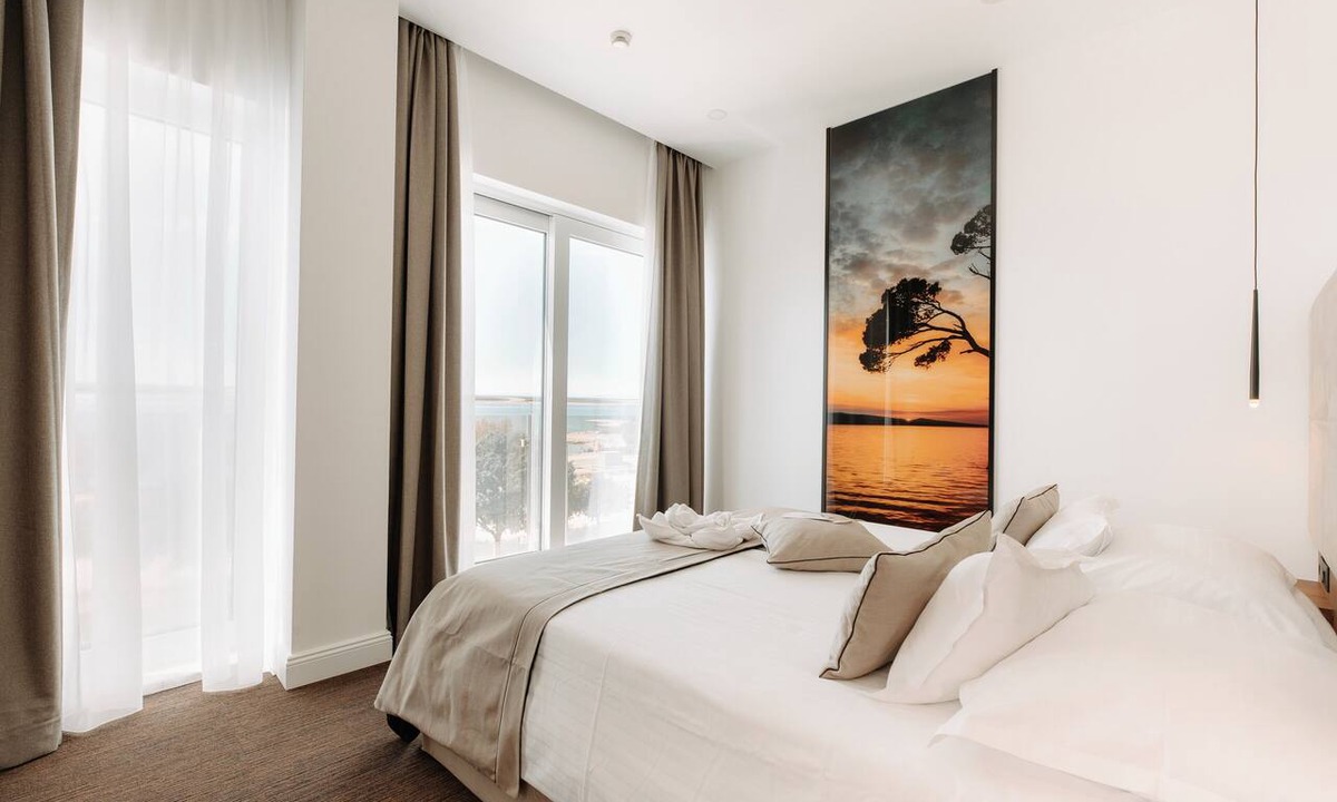 Znjan Hotel | Hotel Olivier