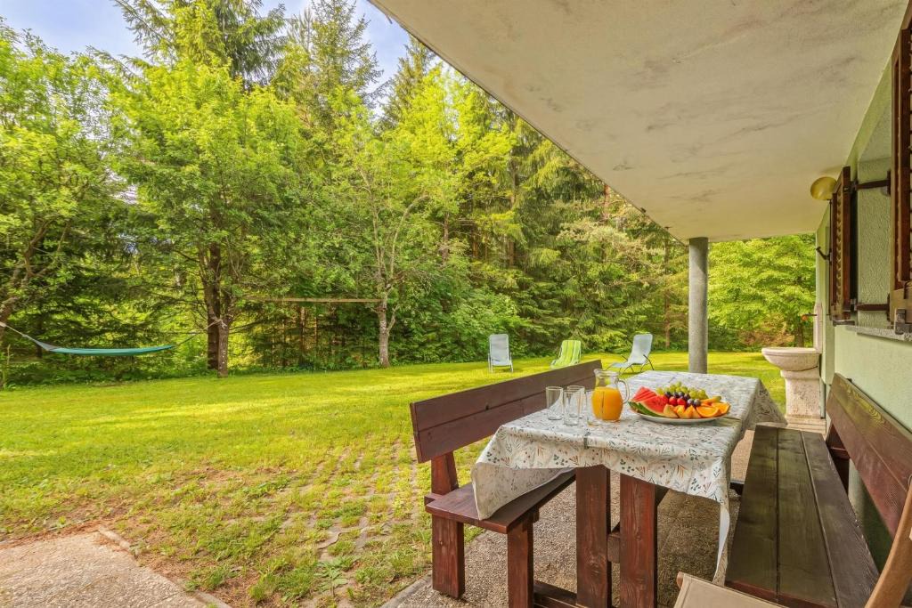 Bloke House | House Fortin With Sauna Near Bloke Lake - Happy Rentals