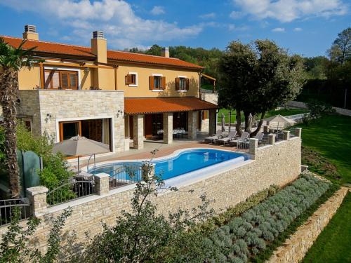 Kapelica House | House Labin 688