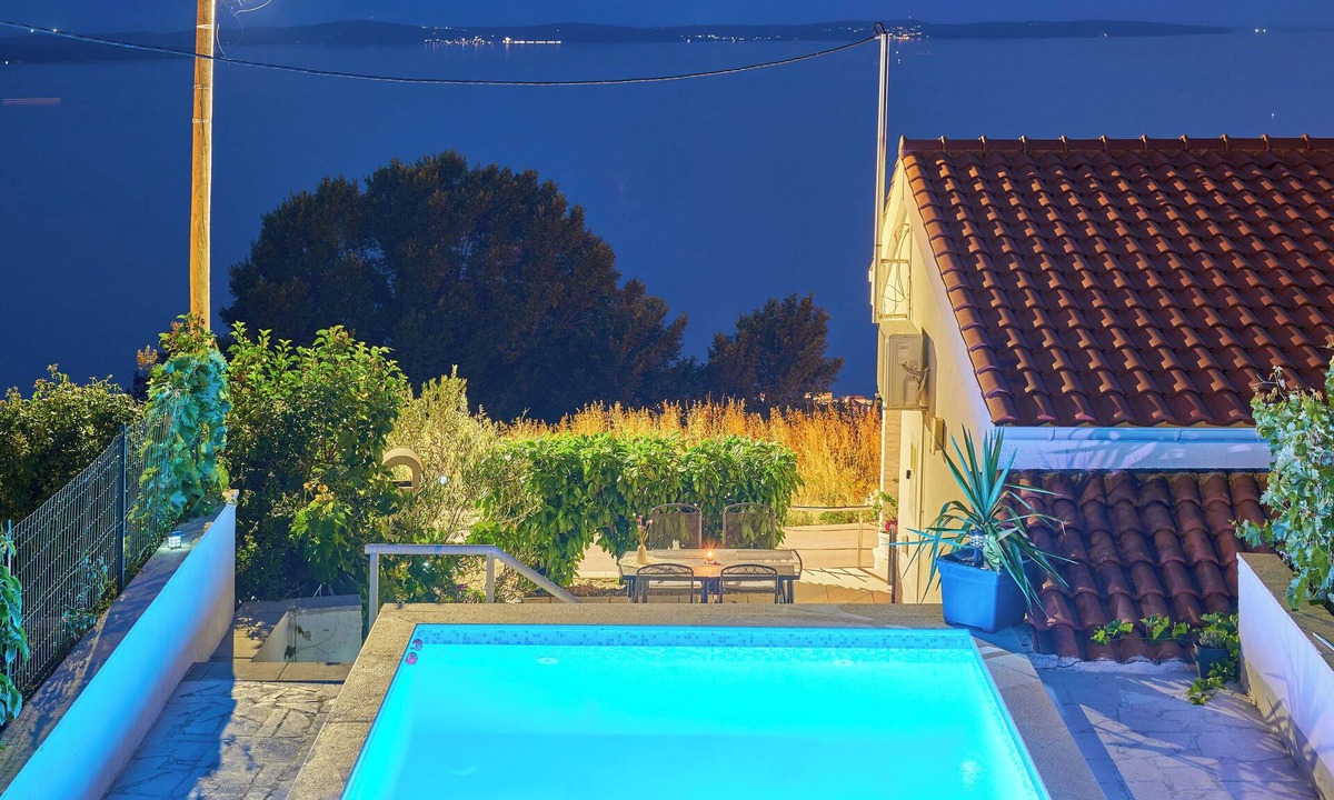 Podstrana House | House Villa DA24 (48591-K1) - Podstrana