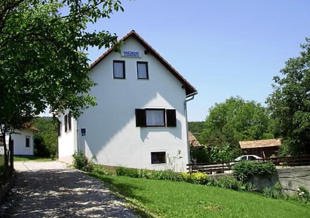 Ostarski Stanovi House | House Vranić Plitvice