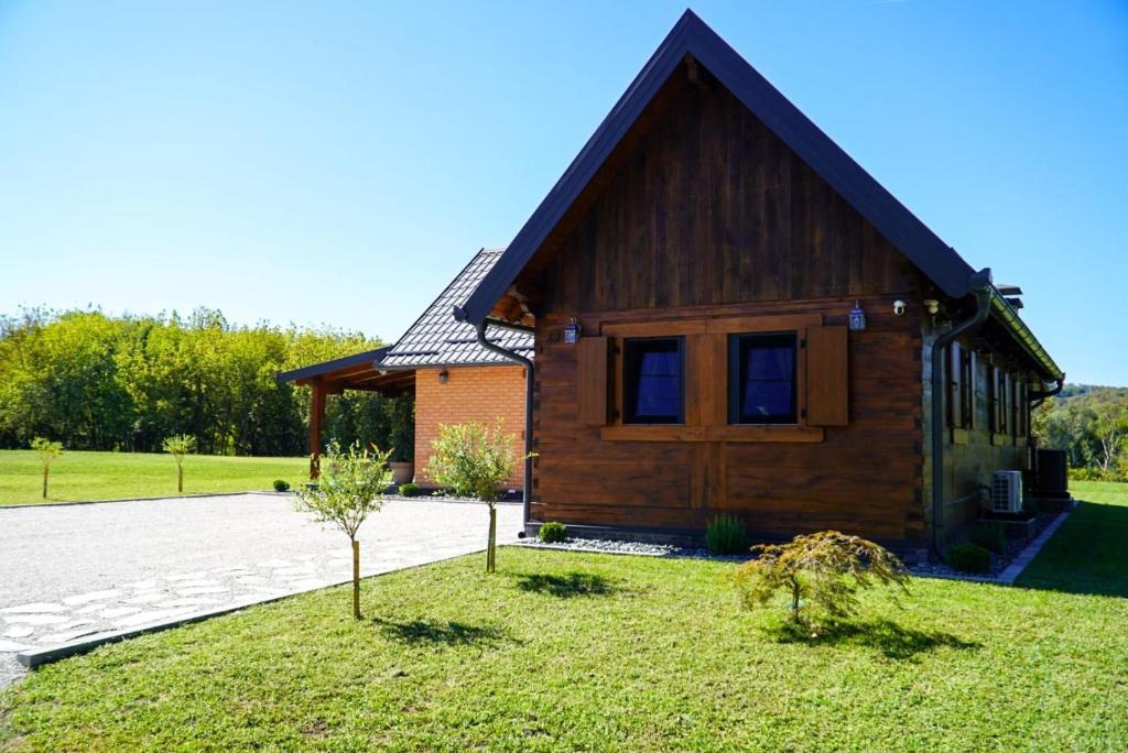 Lekenik House | Imanje brodara Tome - Hot Tub Garden WiFi