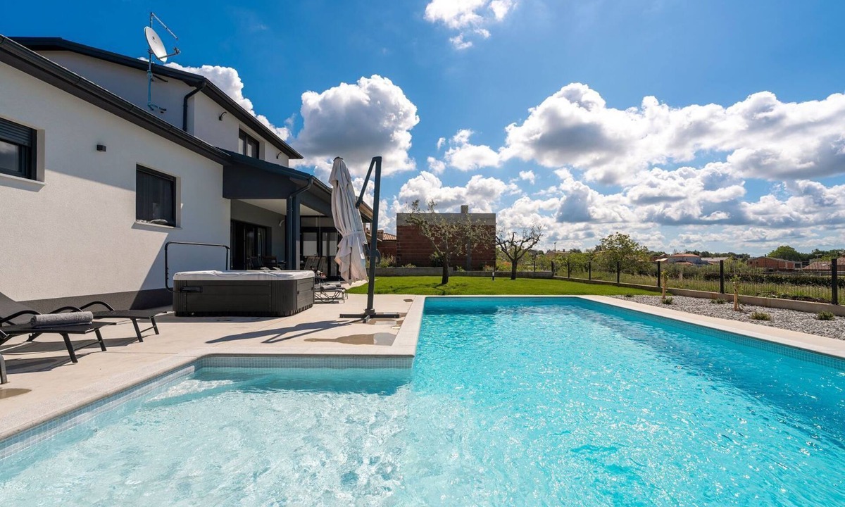 Kastelir House | Impressive villa with sauna, private pool, whirlpool, panoramic sea view