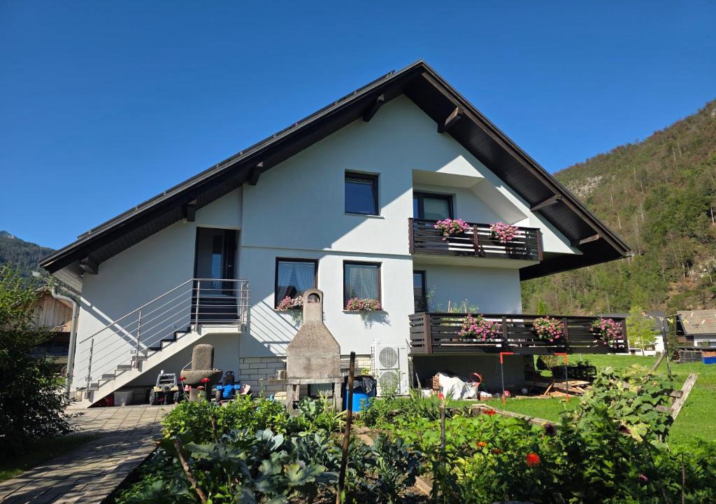 Bohinj Apartment | Kamnje Nest