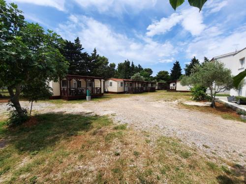 Starigrad Resort | Kamp Rujno