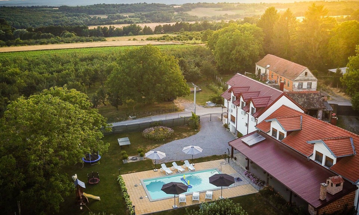 Velika Villa | Kuca za odmor Šljivik Stari by Villas Guide