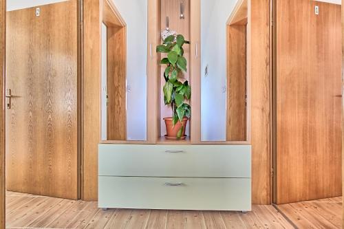Vilanija Apartment | Lara Apartments